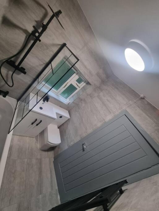 3 Bed Detached House & Hot Tub Villa Wrexham Eksteriør bilde